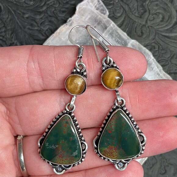 Tigers Eye and Bloodstone Heliotrope Earrings Crystal Stone Jewelry - Picture 3 of 8